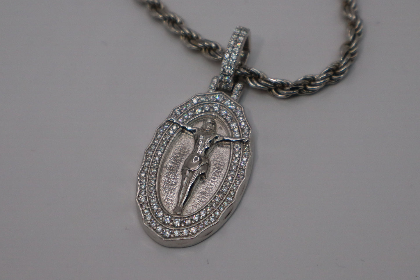 925S & VVS Moissanite Jesus Pendant